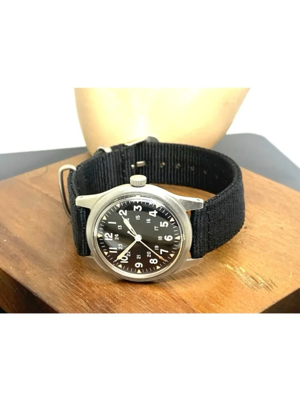 Benrus Mens Watch DTU-2A/P Vietnam Era Vintage Military Jan 1967 Nylon Band 34mm